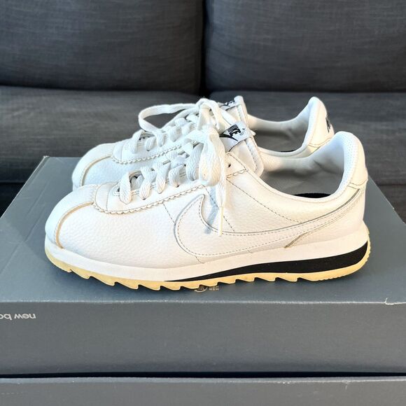 Nike Cortez Classic White Black Leather Casual Shoes 819920-110 Women's Size 7 - Picture 1 of 12